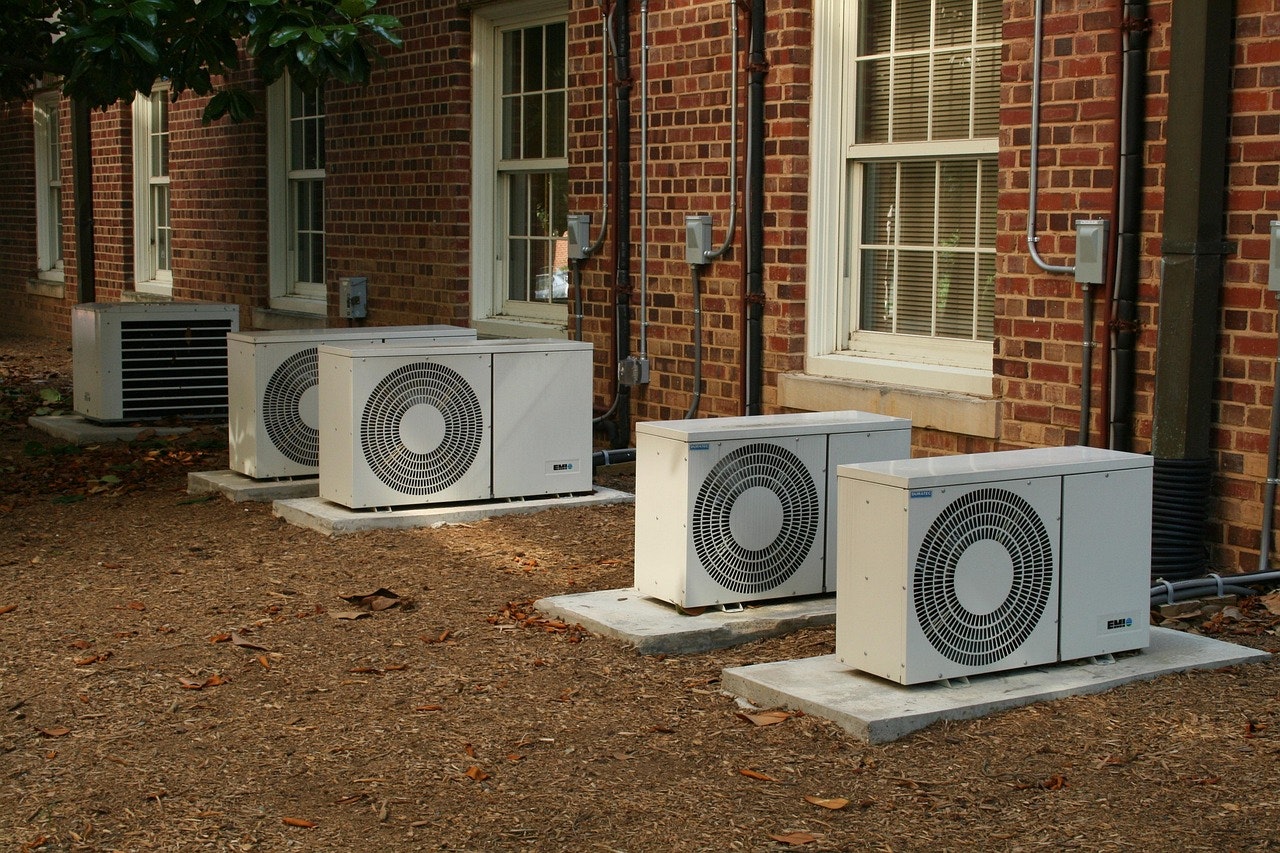 Quick SummaryYes—heat pumps do work well in North Texas, especially with today’s high-efficiency inverter technology. Our climate is mild enough in winter and hot enough in summer that a heat pump...