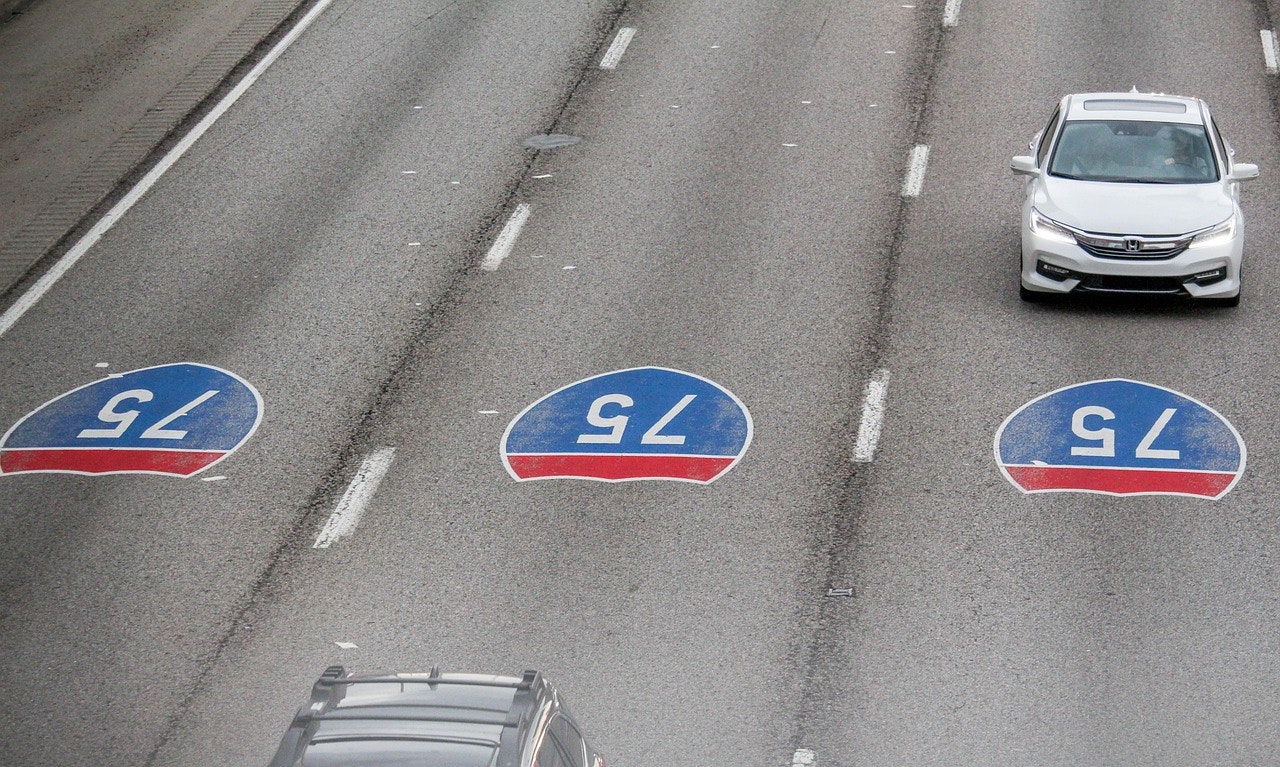 High-Speed Collision on I-75 Leaves Three Injured in Hillsborough County