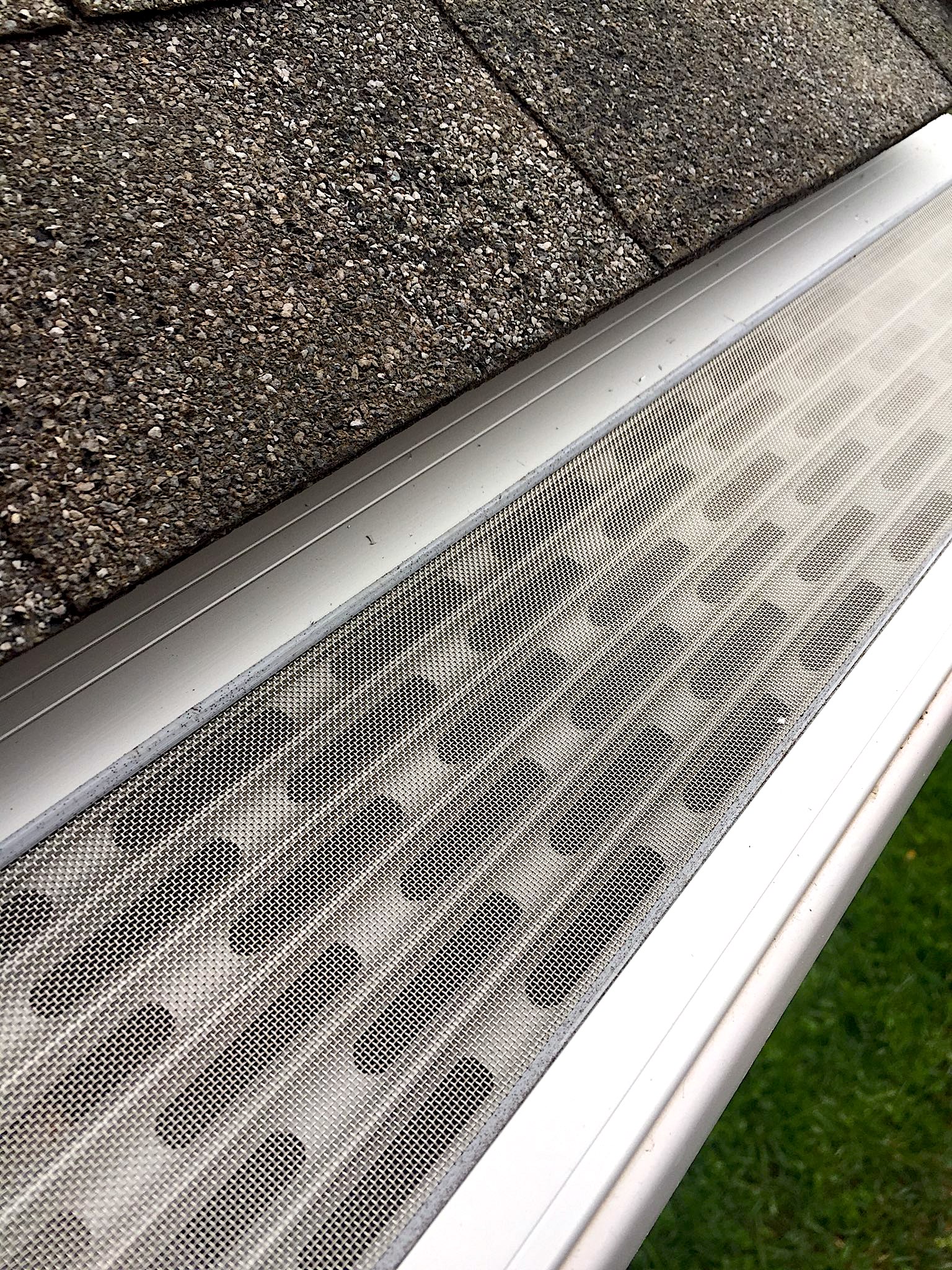 Gutter Guard Solutions for Commercial and Multi-Unit Properties
