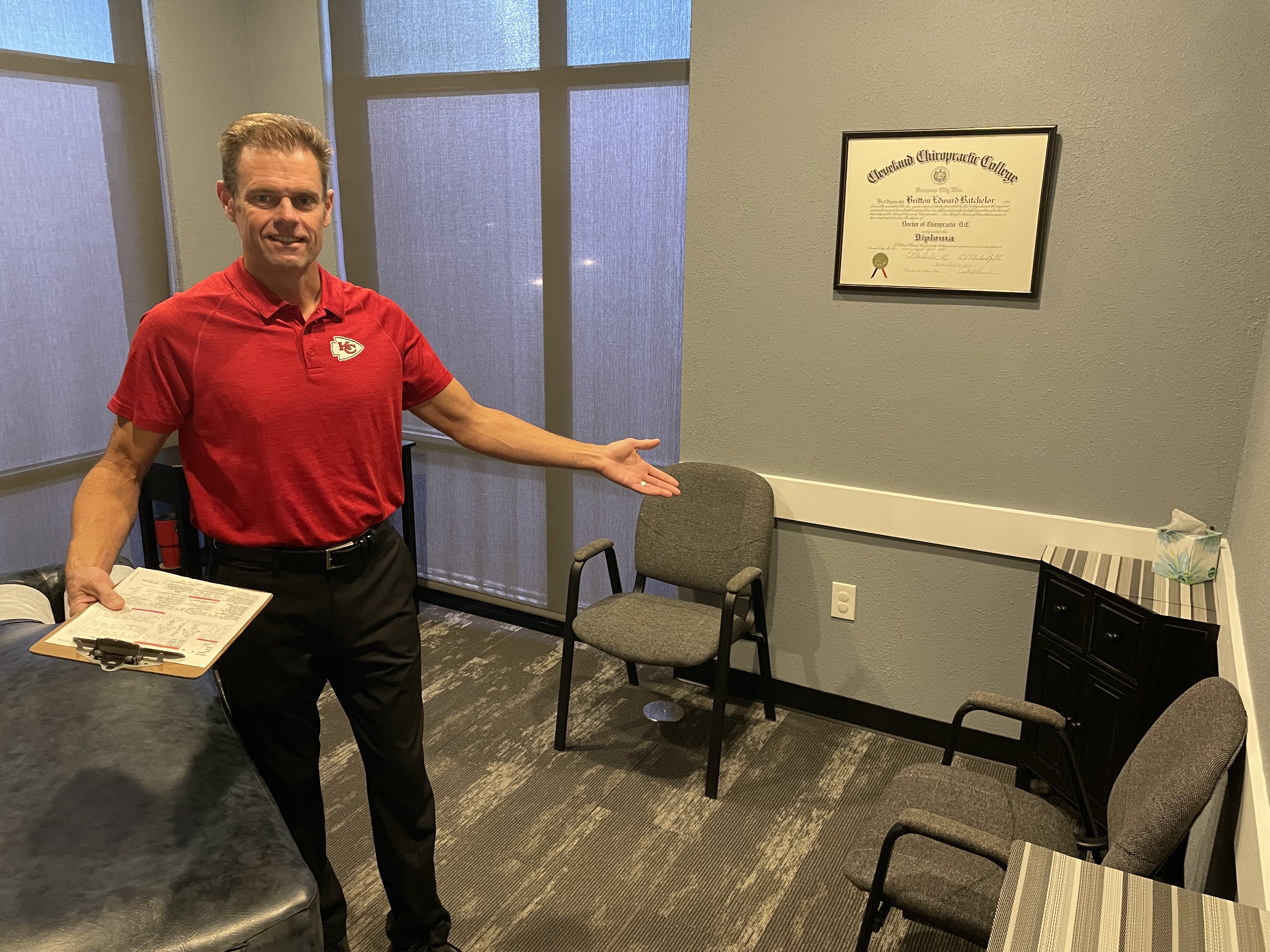 How Gentle Chiropractic Adjustments Support Back and Neck Pain Relief in Independence, MO