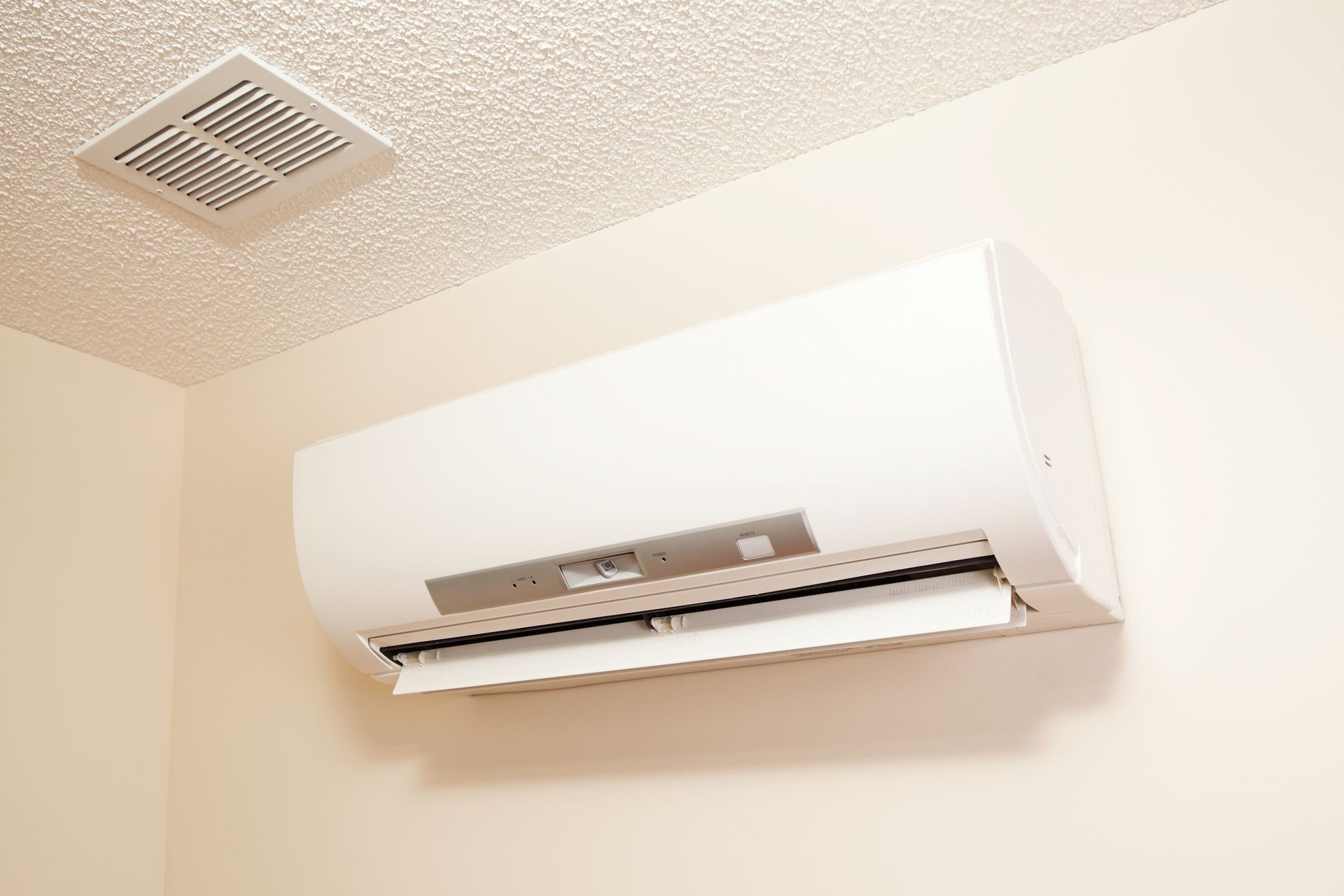 Ductless Air Conditioning Systems: The Ideal Summer Upgrade for Your Lake Oswego Home