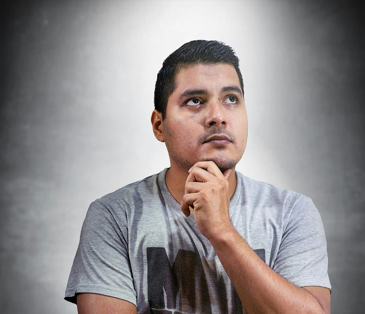 How Economic Factors Affect Mortgage Rates
