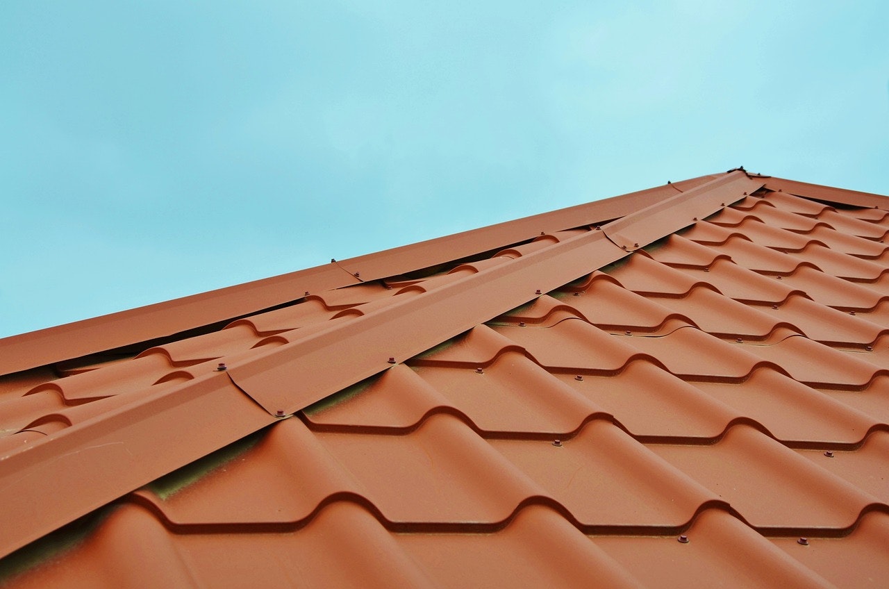 Cut Home Insurance Costs with Roof Maintenance