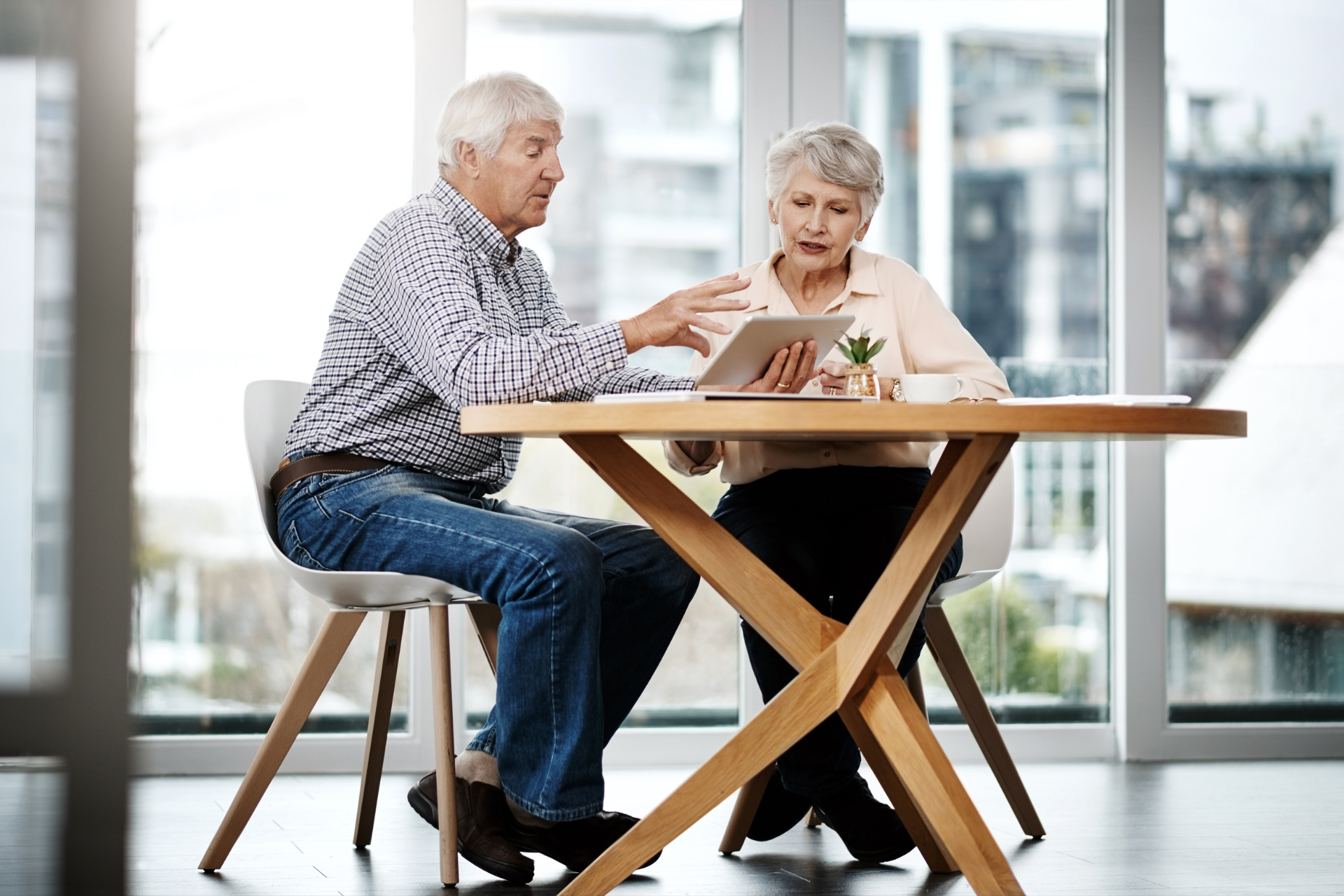 Annuity vs. 401(k): Which Retirement Option is Right for You?