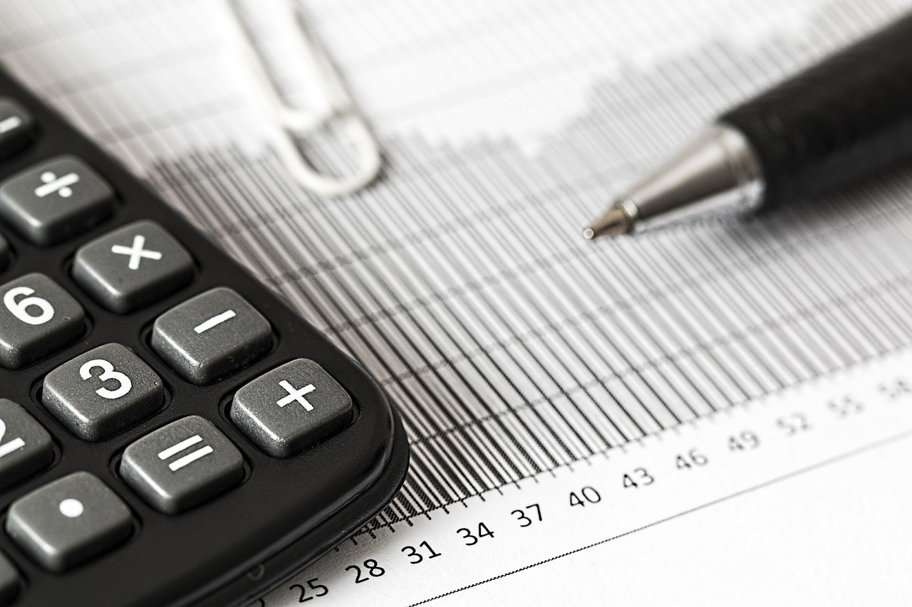 The Complete Guide to Roth Conversions: Benefits, Pitfalls, and Strategies