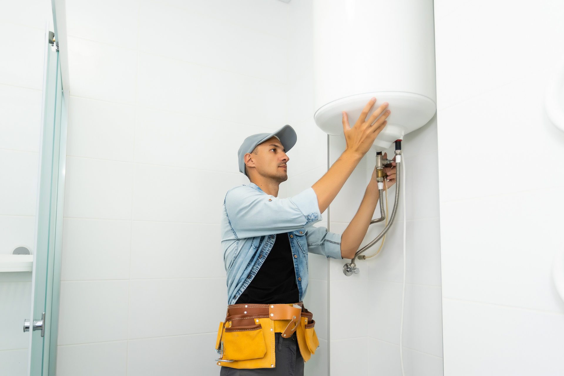 Water Heater Repair in Clayton: Common Issues and When to Call a Plumber