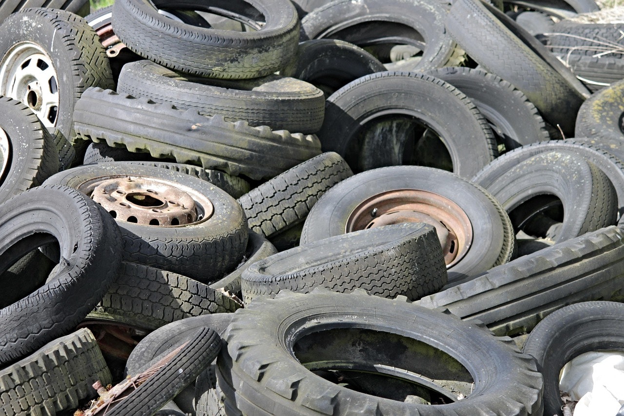 From Roadside Blight to Cleaner Steel Production: Scrap Tire Trial Scores for Environment and Manufacturing