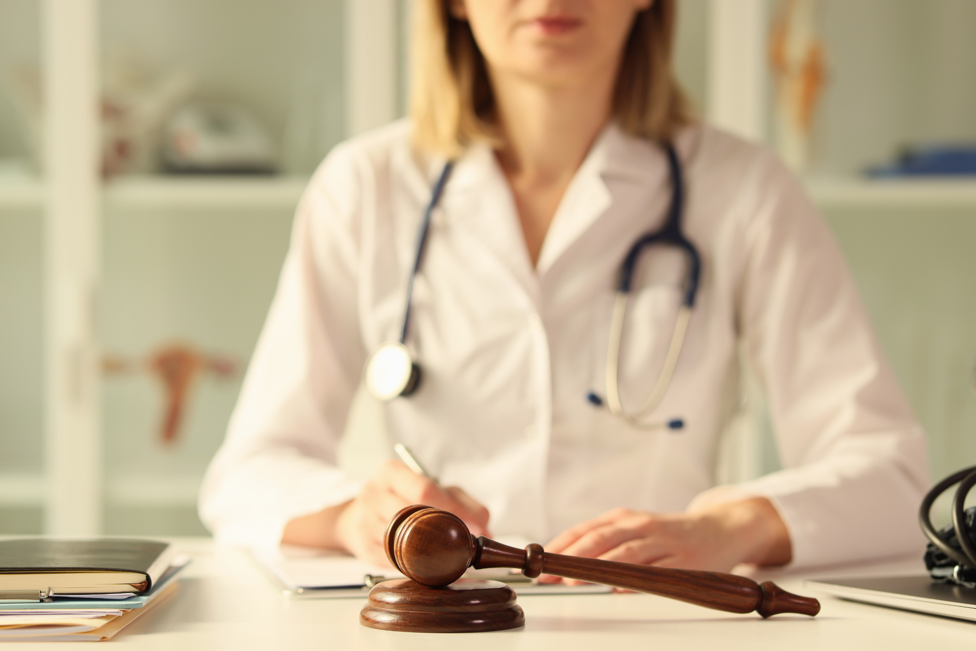 Your Guide to Choosing a Medical Malpractice Lawyer in Chicago