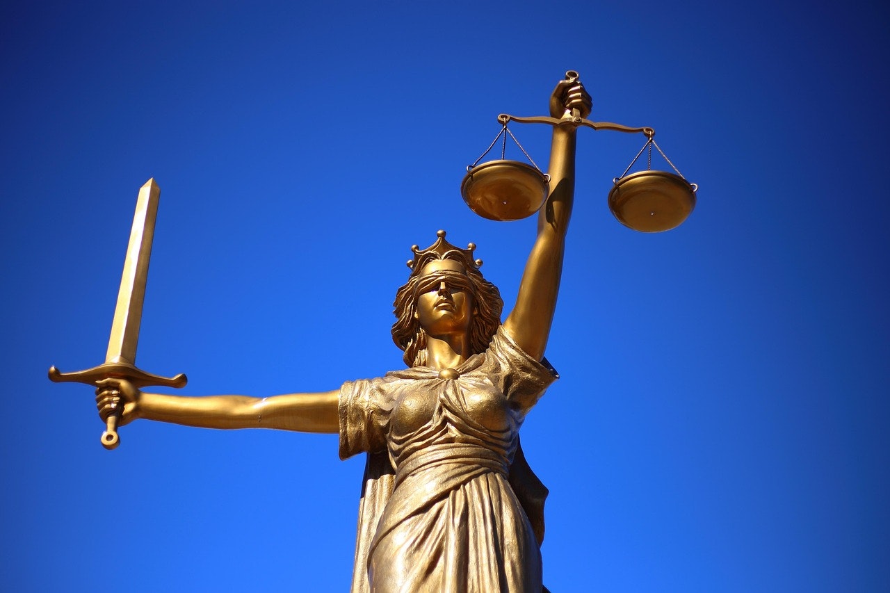 Why Every South Carolina Business Needs a Lawyer on Retainer