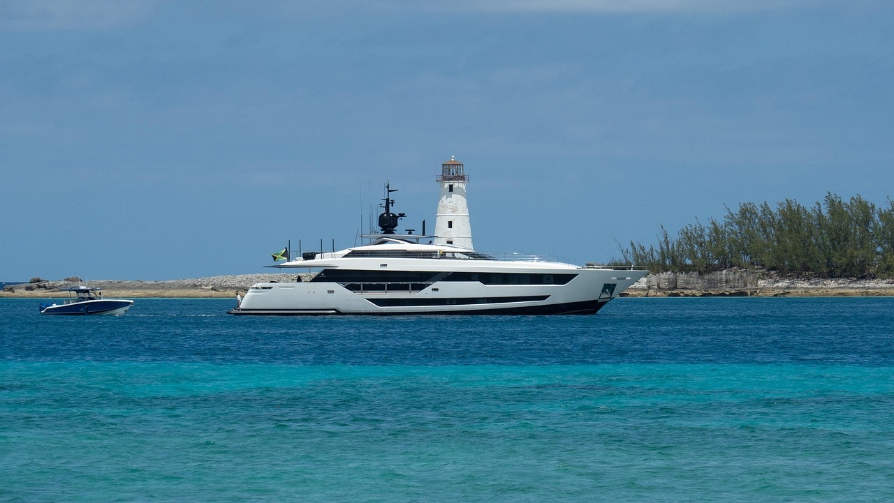 yacht-4583215