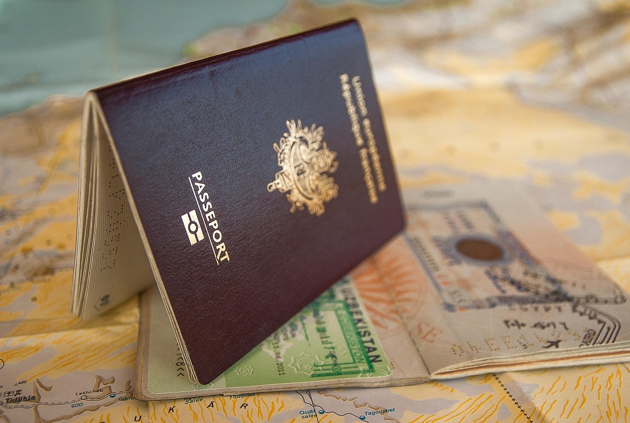 Change of Status vs. Consular Processing: Key Differences