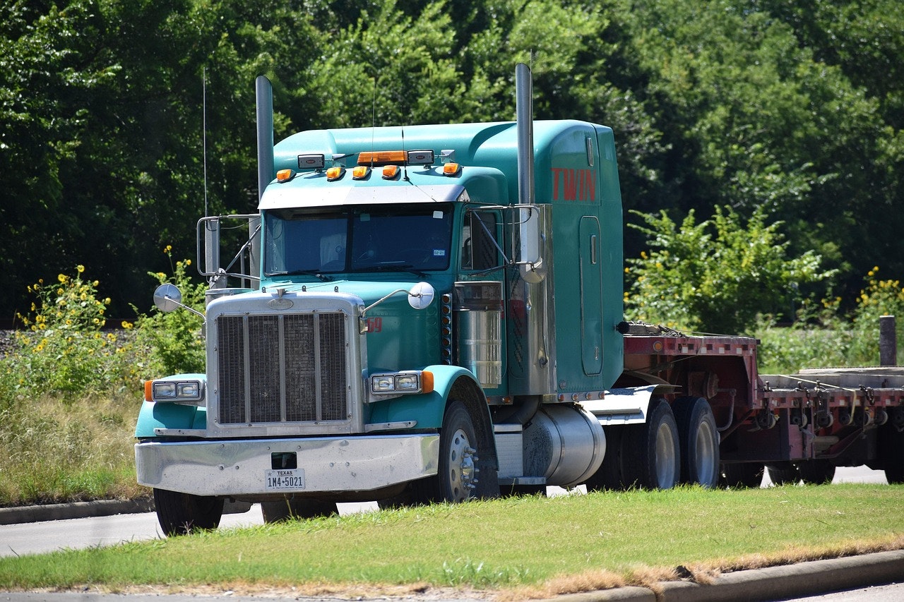 top-causes-of-trucking-accidents-and-how-victims-can-protect-themselves