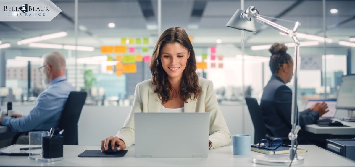 Does Commercial Property Insurance Extend to Personal Belongings?