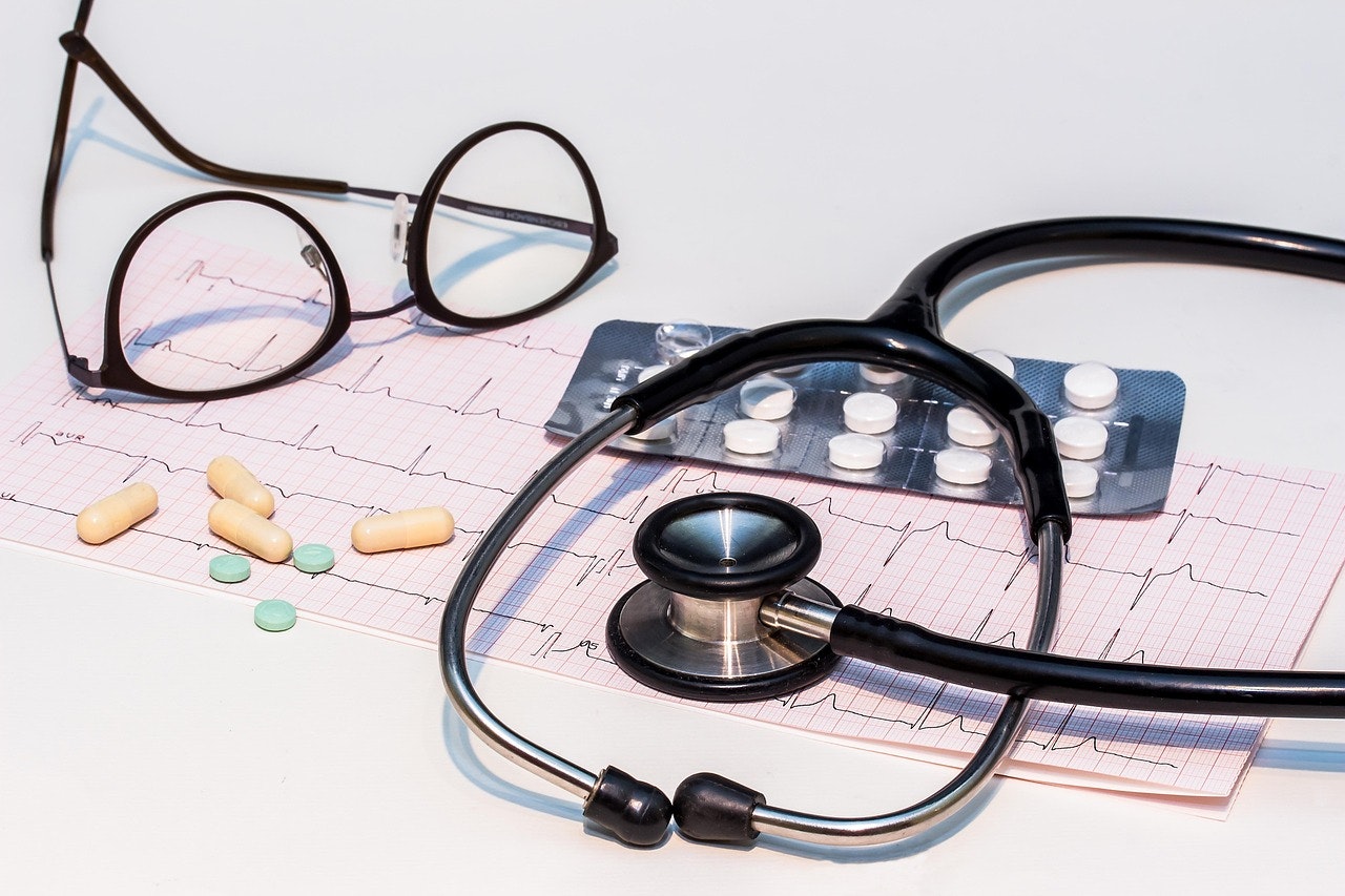 How Deductibles, Copays, and Coinsurance Work Together in Arizona
