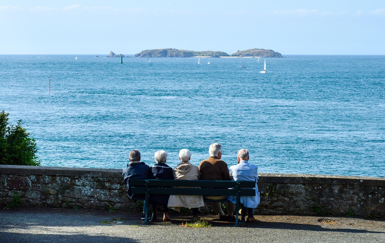 CMI Chart of the Month (August 2025) - How Withdrawal Rates Impact Your Portfolio in Retirement