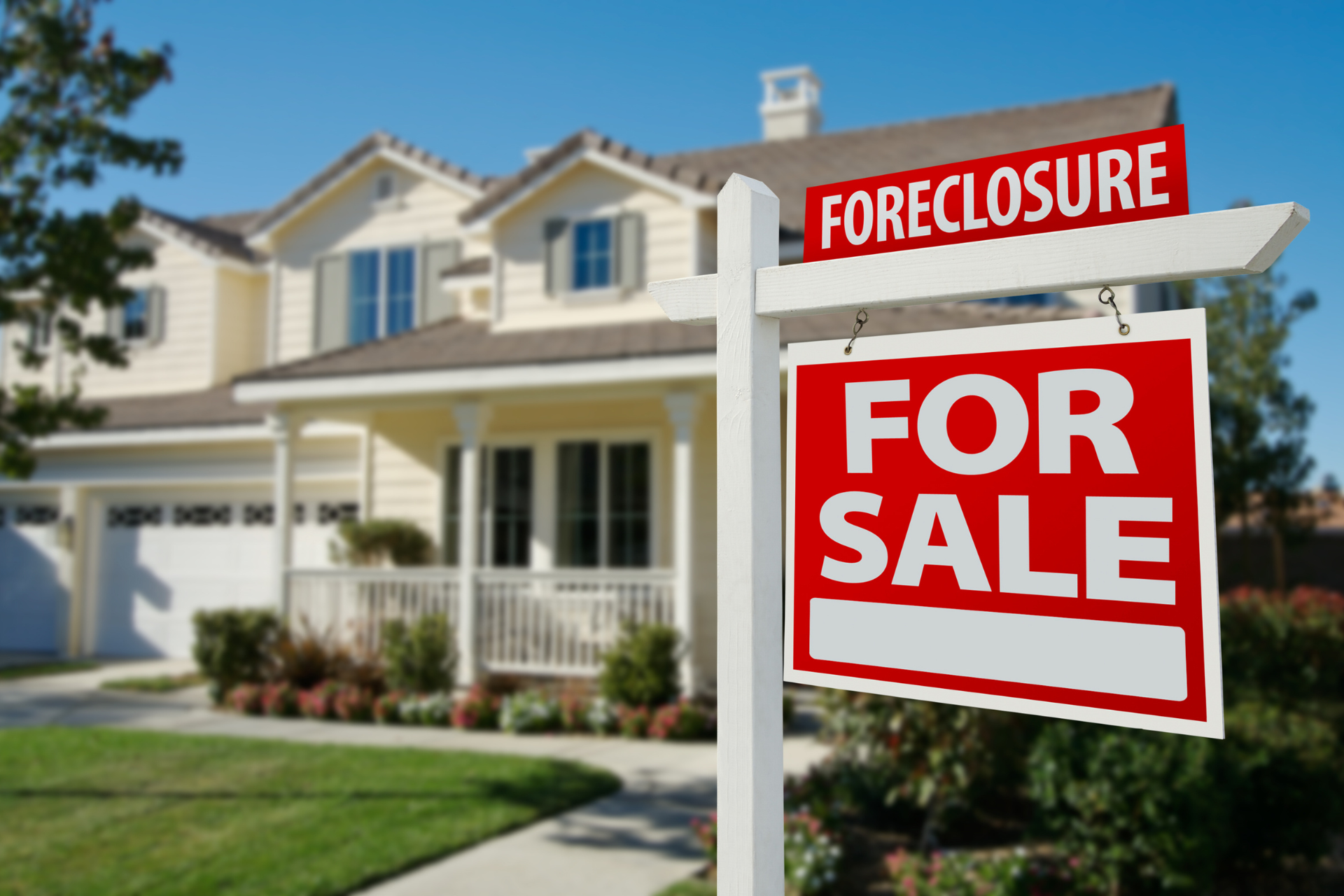How Bankruptcy Can Help You Avoid Foreclosure