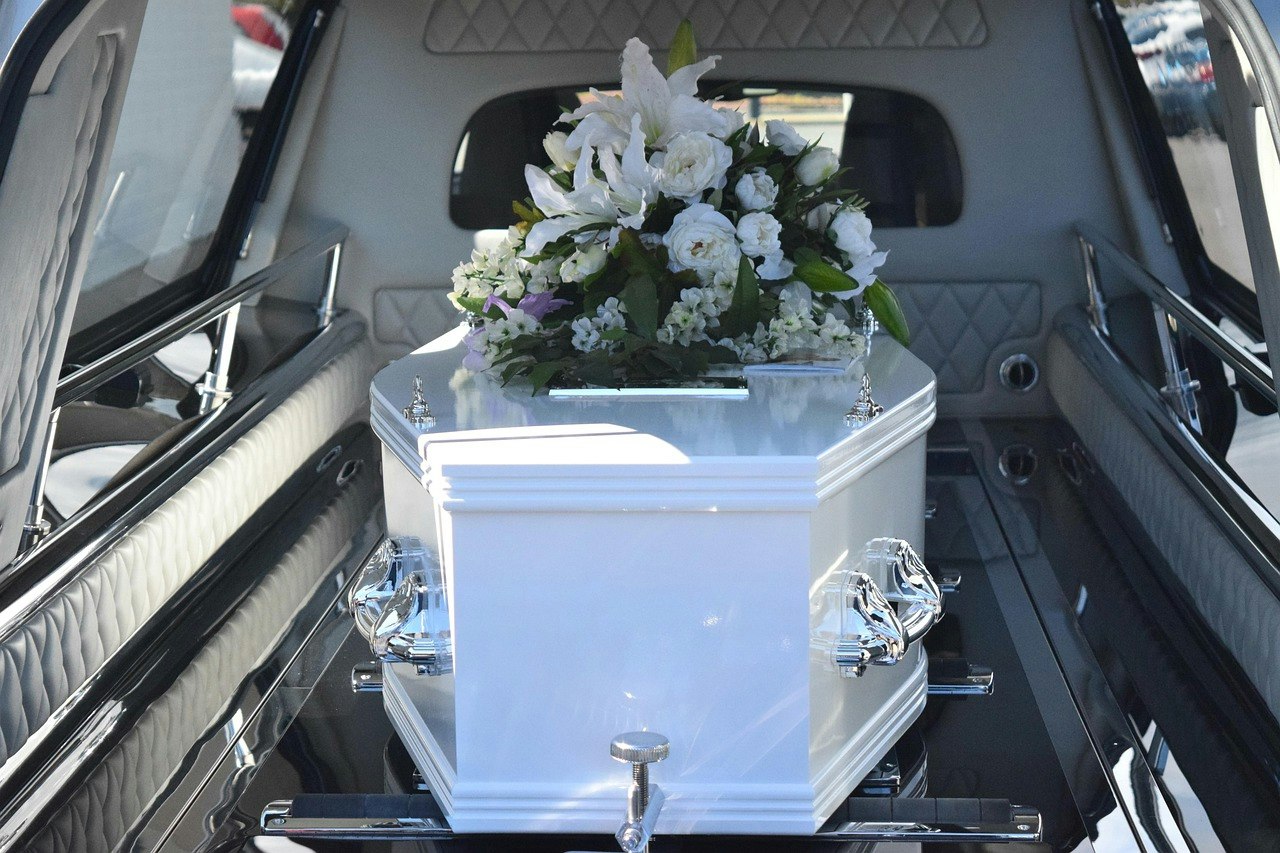 Should You Plan Your Own Funeral in Florida?